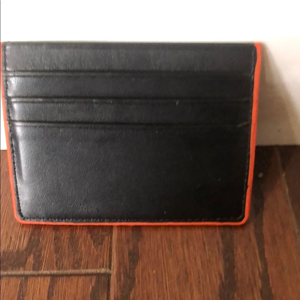 eight x Wallet - Picture 2 of 2
